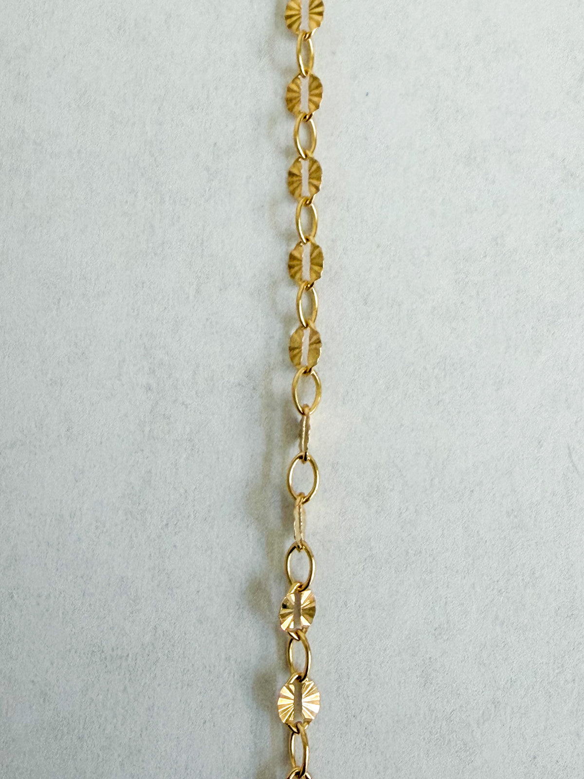 Annie sequin chain