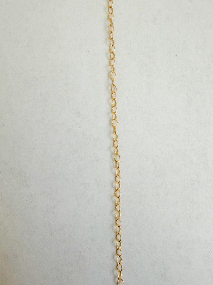 Andrea circle cable chain
