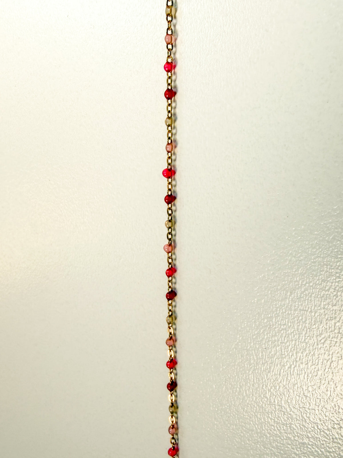 Daiana cranberry ombre enamel chain