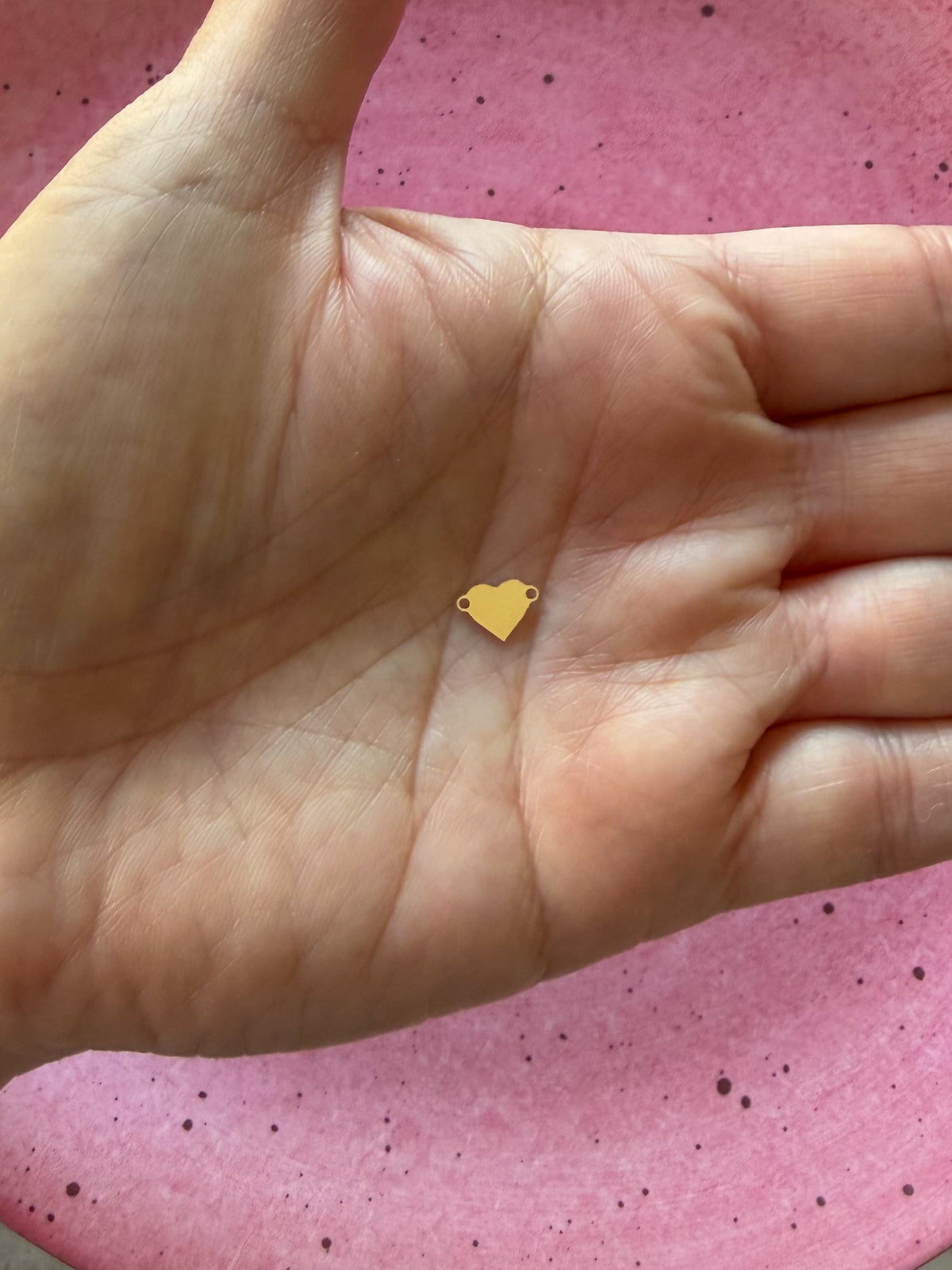 solid heart connector with two rings