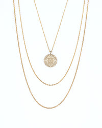 Dainty minimalist everyday affordable jewelry shop local shop small Chicago Layering necklace