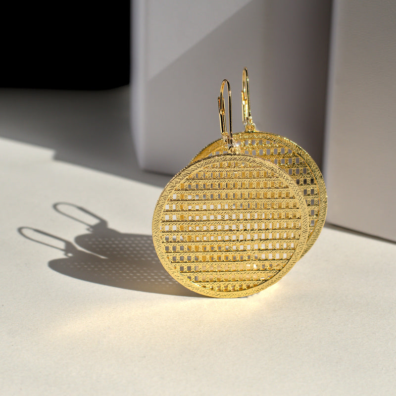 Dainty minimalist everyday affordable jewelry shop local shop small Chicago Best sellers earrings