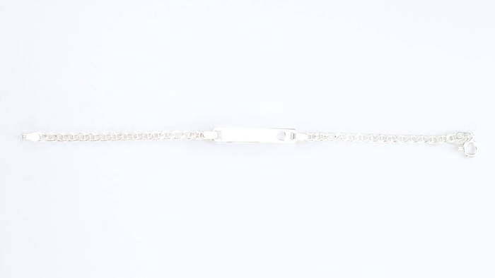Jenny heart bracelet up close product photo