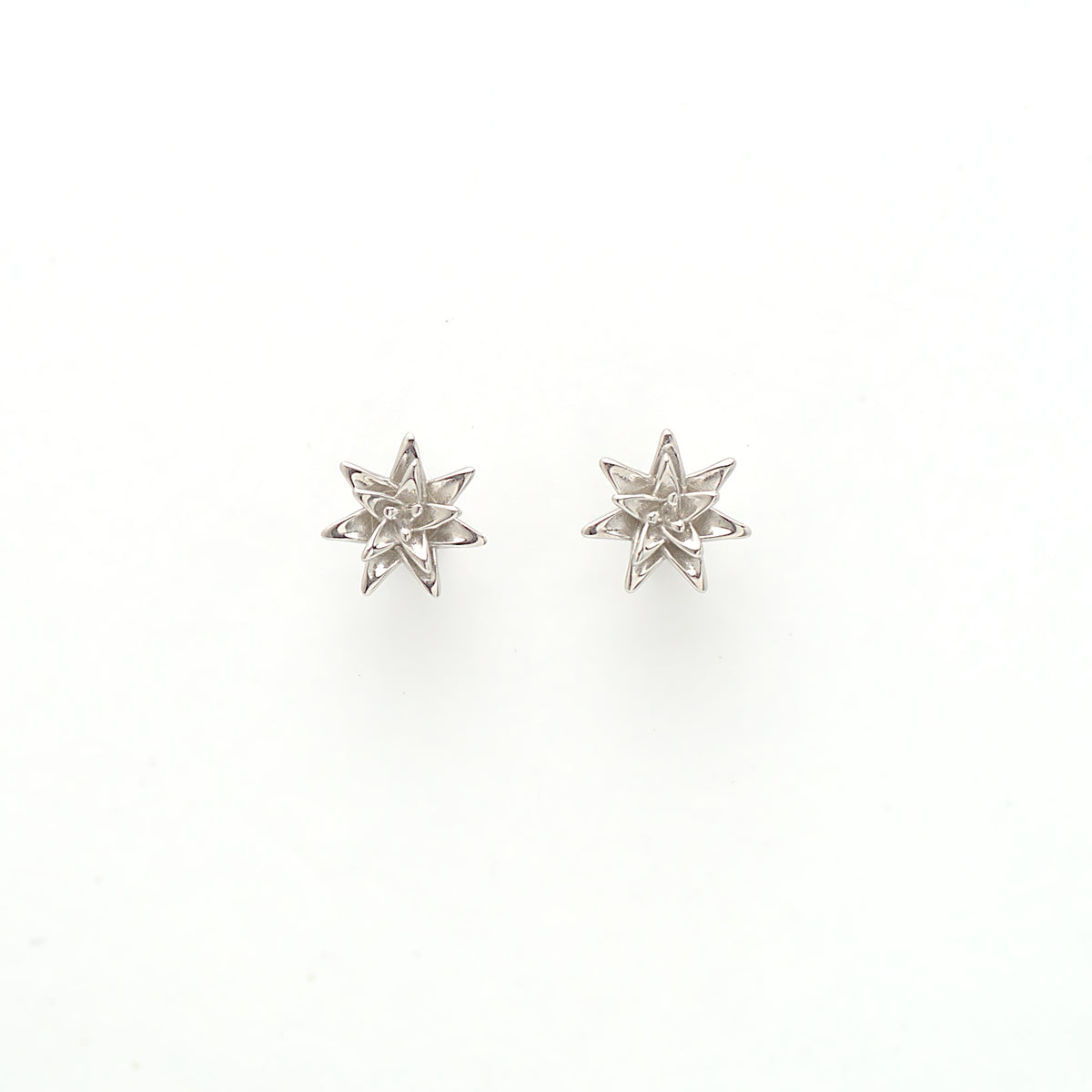 Jackie blooming earrings
